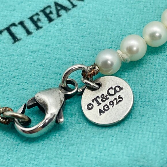 Tiffany 4mm Ziegfeld Pearls Bracelet 7” w/ Pouch - Picture 3 of 6